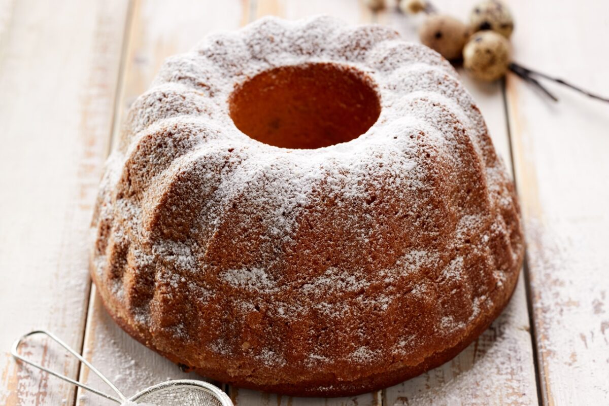 Ein Gugelhupf mit Streusel