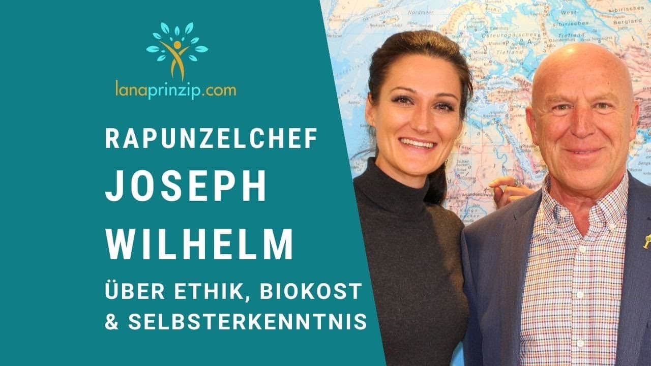 Joseph Wilhelm und Sandra Exl und ein Schriftzug Interview