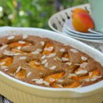 Omas Marillenkuchen auf einem Tisch