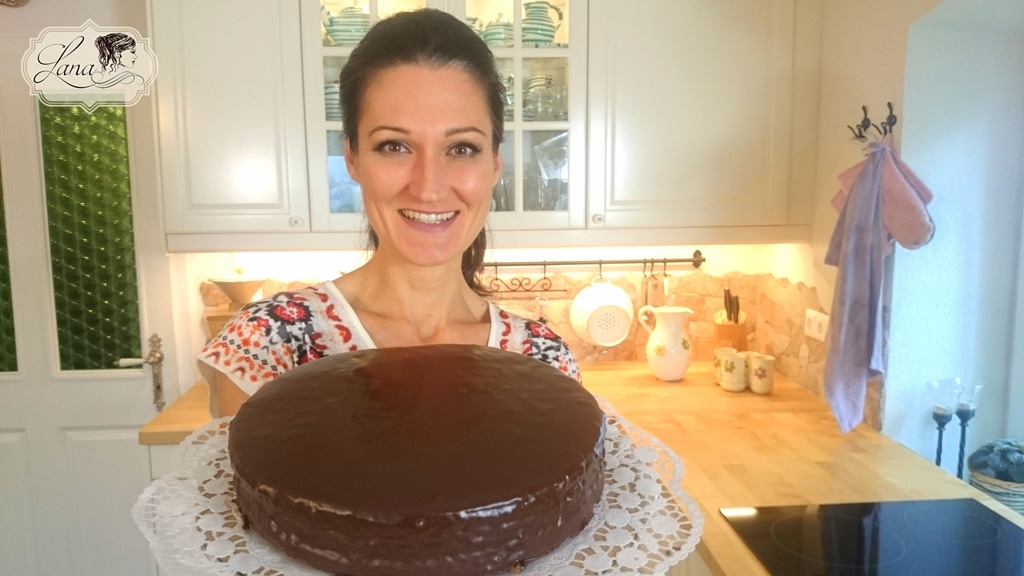 Featured image for “Sachertorte Rezept: Ein Schokoladentorten-Rezept der besonderen Art”